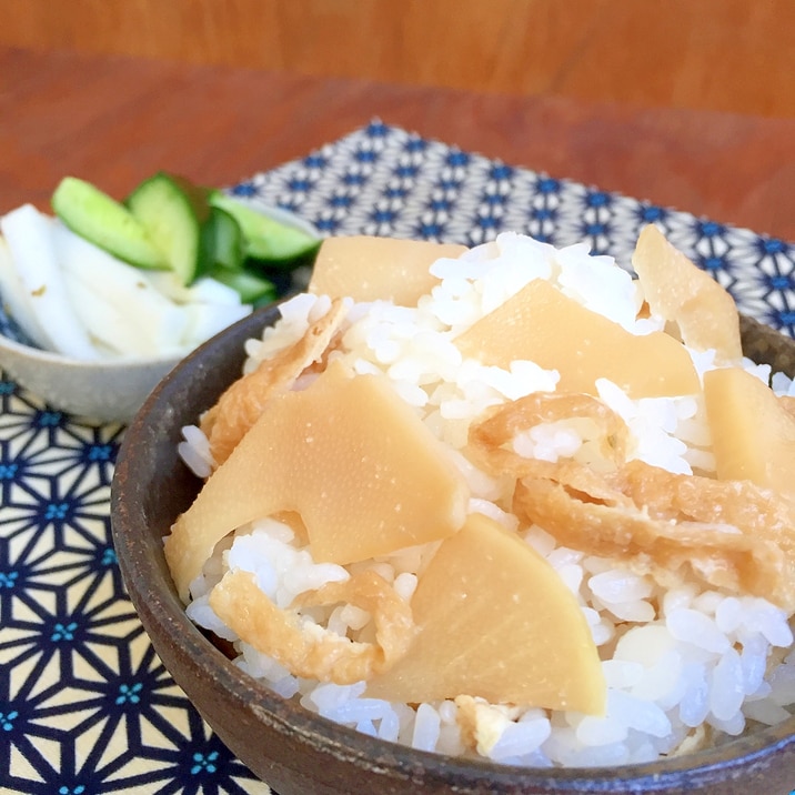 炊きたてご飯に混ぜるだけ♪簡単たけのこご飯♪